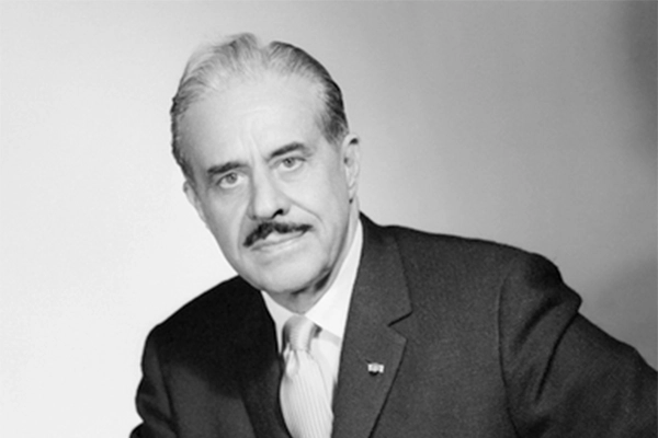 portrait-of-raymond-loewy-industrial-design-pioneer